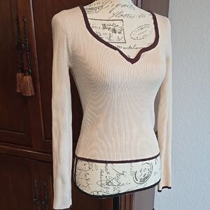 SHEIN Cream V-Neck Sweater with Brown Trim